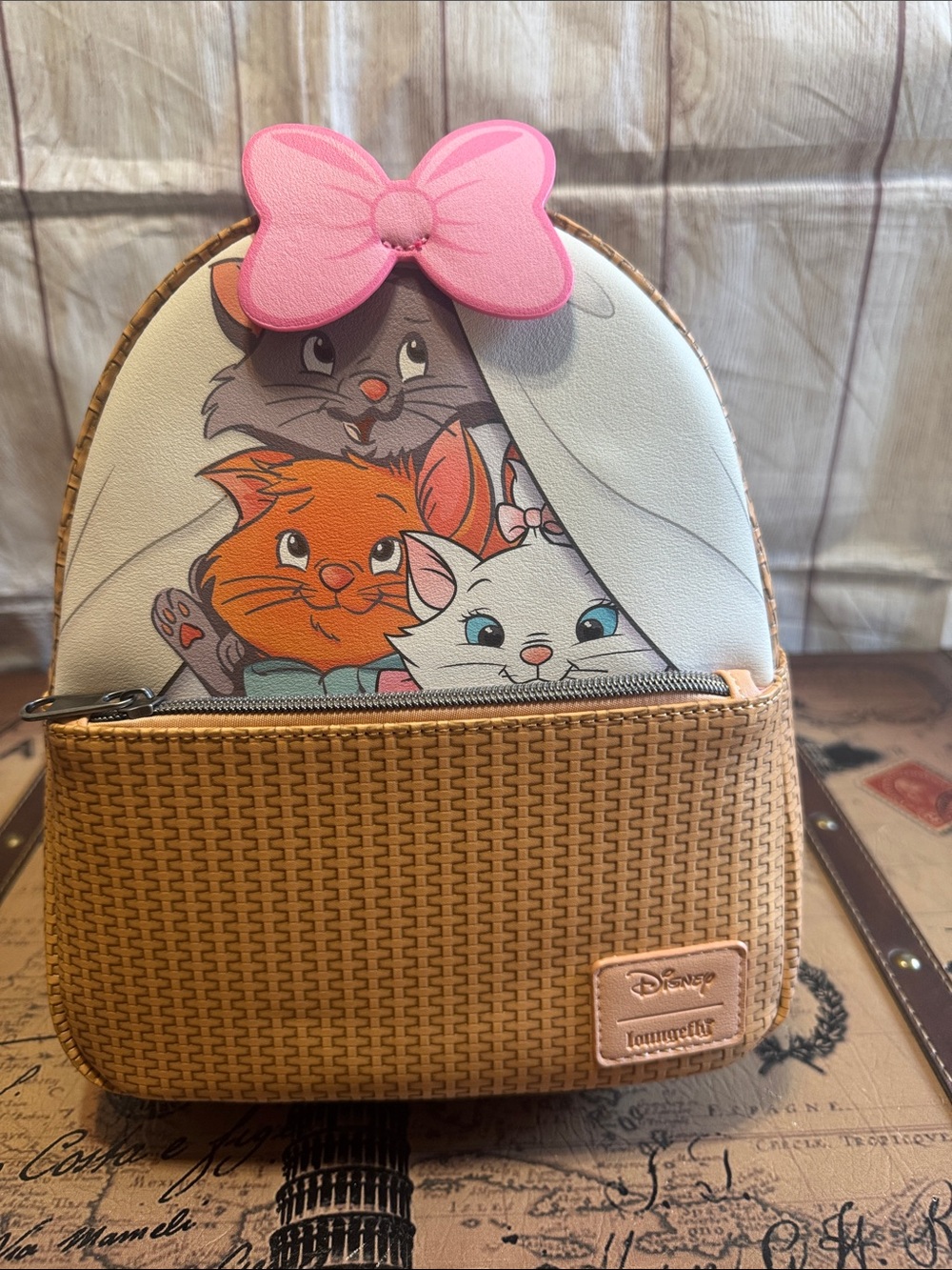 NWT Loungefly Disney The Aristocats Kitten Basket Mini Backpack - Picture 5 of 14